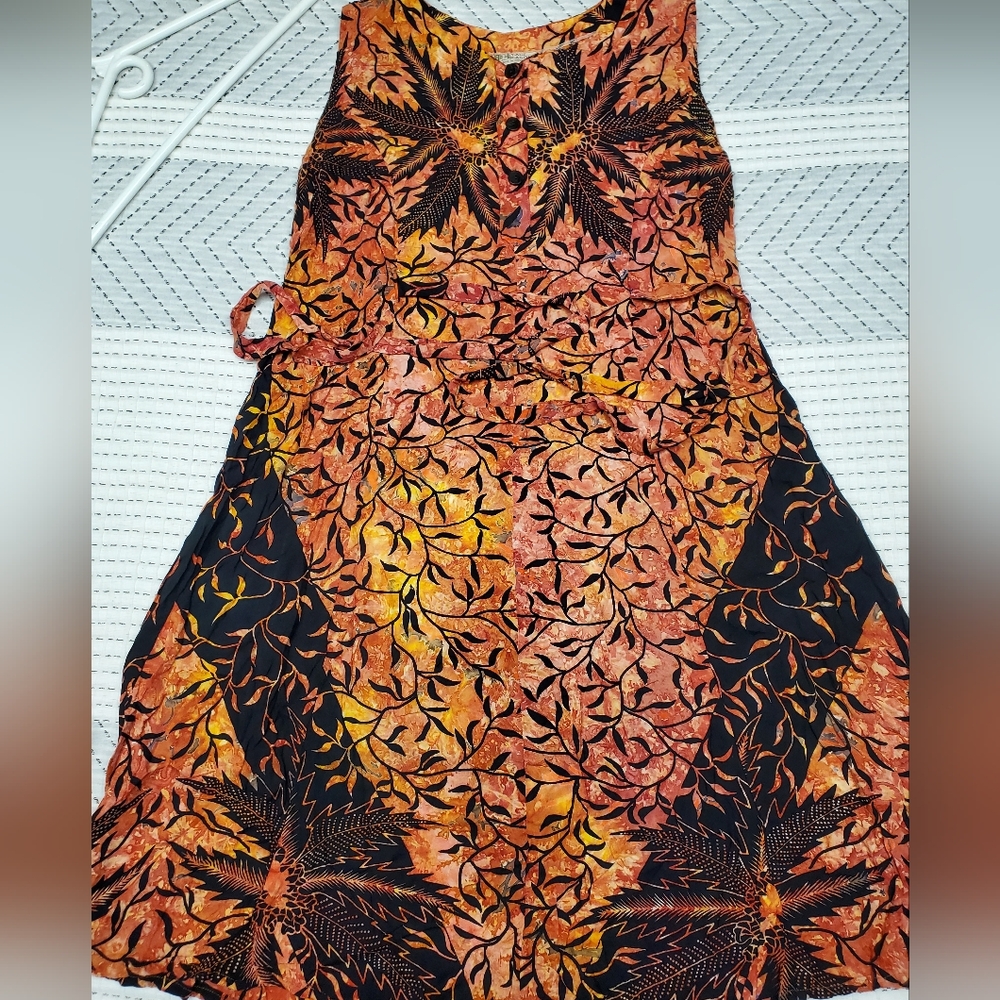 Cactus Vibrant Leaf Pattern Maxi Dress